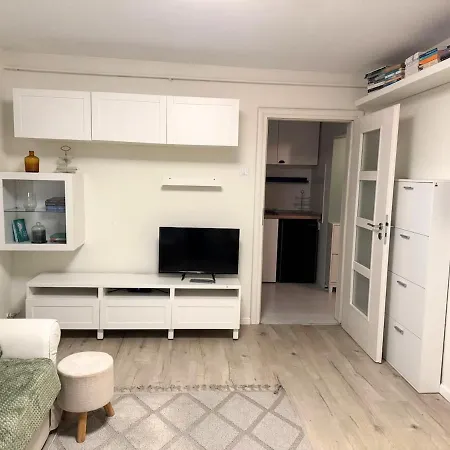 A 10th Floor Cosy Flat Boekarest